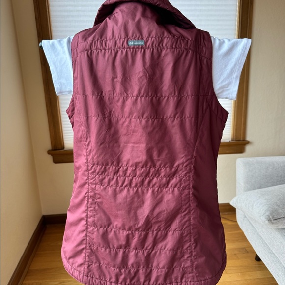 Columbia vest - Picture 3 of 12
